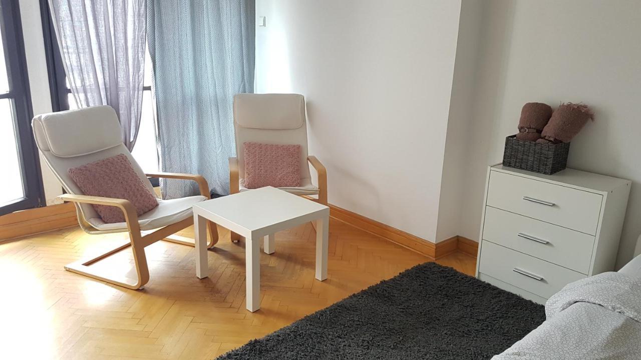 Green Wood Apartament Stara Ochota Varsóvia Exterior foto