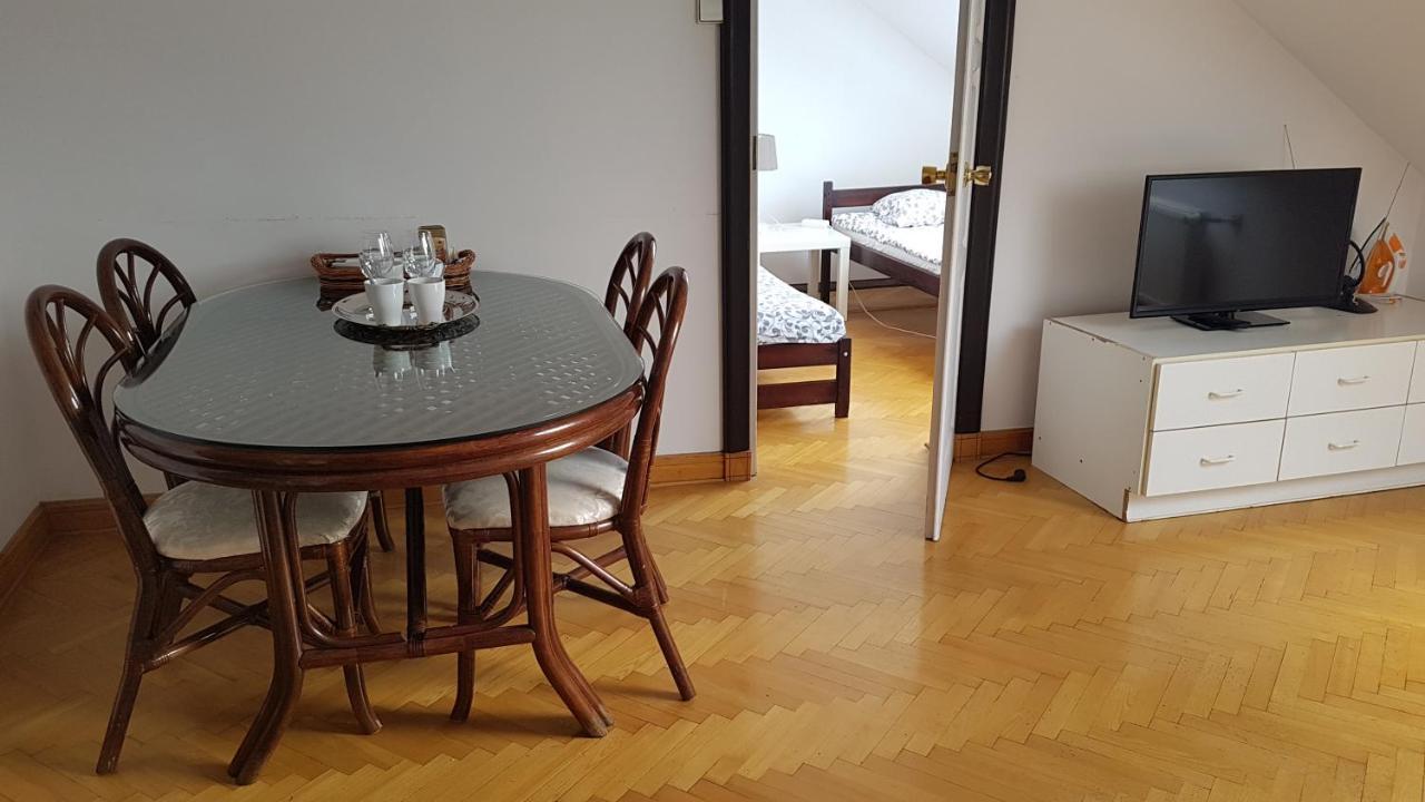Green Wood Apartament Stara Ochota Varsóvia Exterior foto
