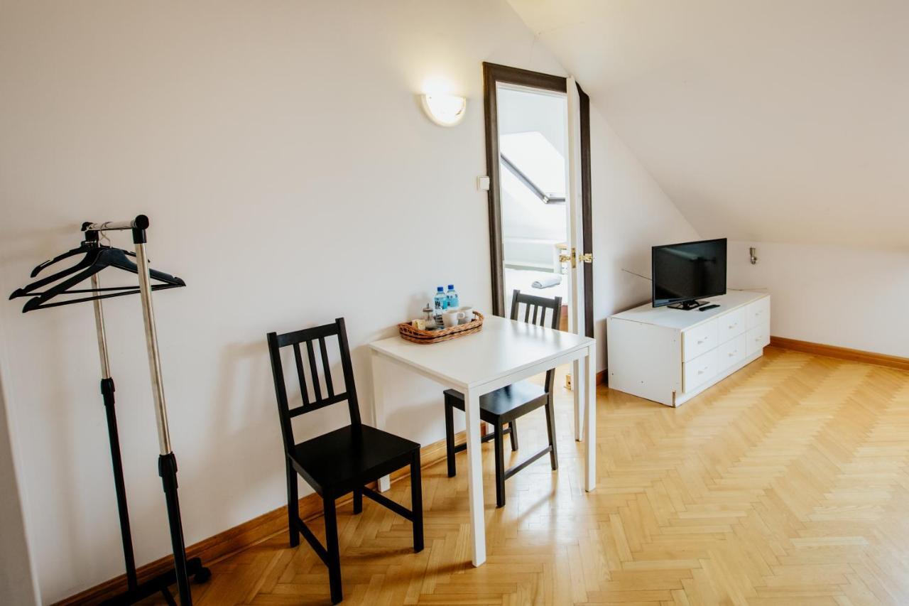 Green Wood Apartament Stara Ochota Varsóvia Exterior foto